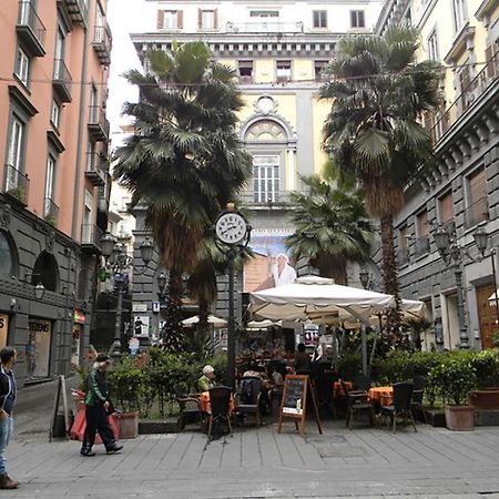 Casa Vacanze Napoli Centro Carmen & Sara Экстерьер фото